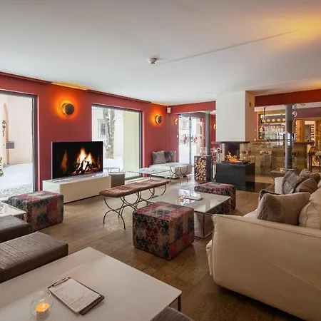 מלון Albana 4*