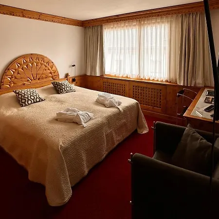 Hotel Albana 4*