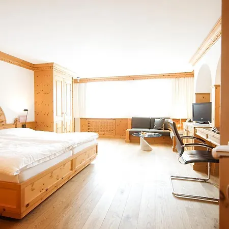 Albana 4*